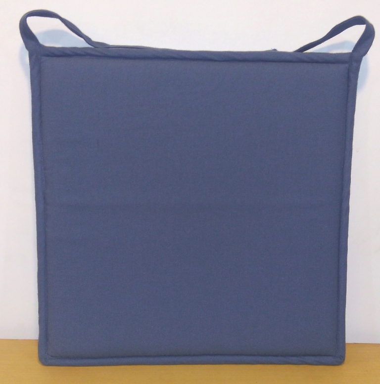 Galette de chaise plate Jaya bleu 38x38cm - INVENTIV